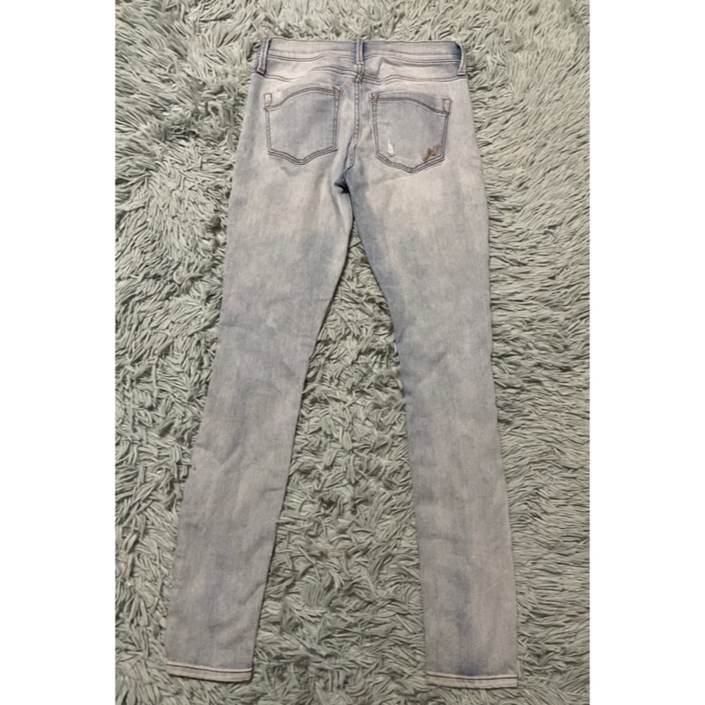 Mid Rise Distressed Legging - Picture 2 of 7